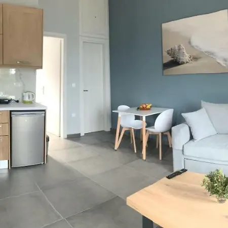 Light Blue House 3 Apartment *