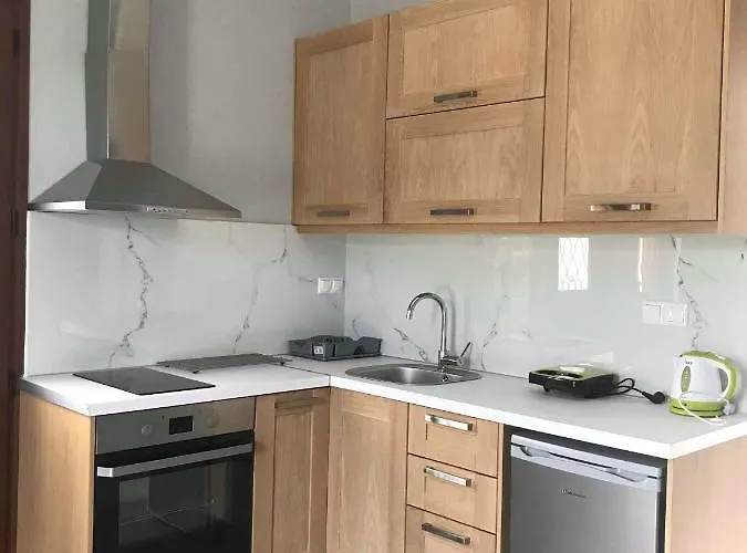 Light Blue House 3 * Poúlithra